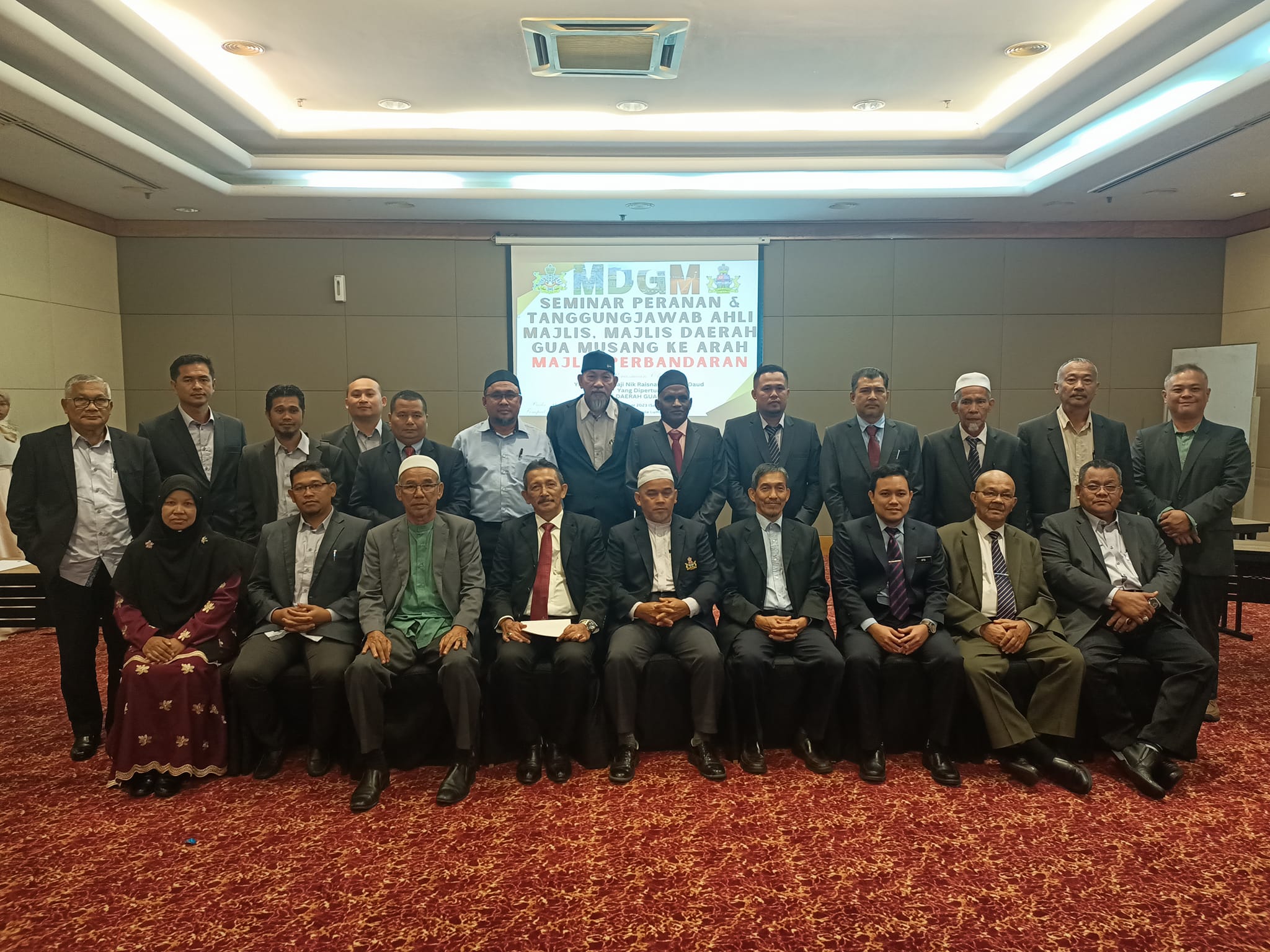 SEMINAR AHLI MAJLIS & MESYUARAT PENUH MDGM KALI 11/2023