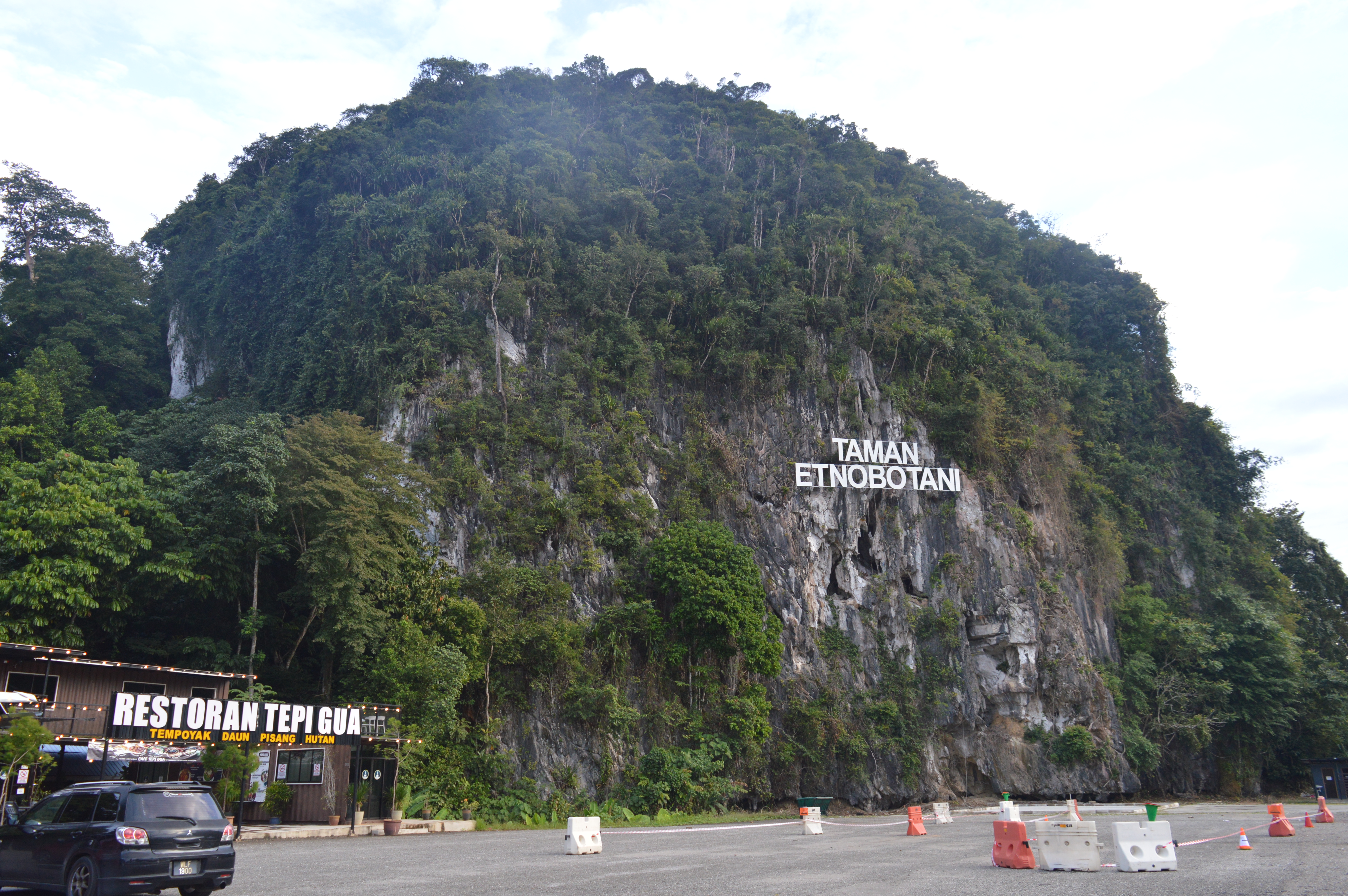 Taman Etnobotani