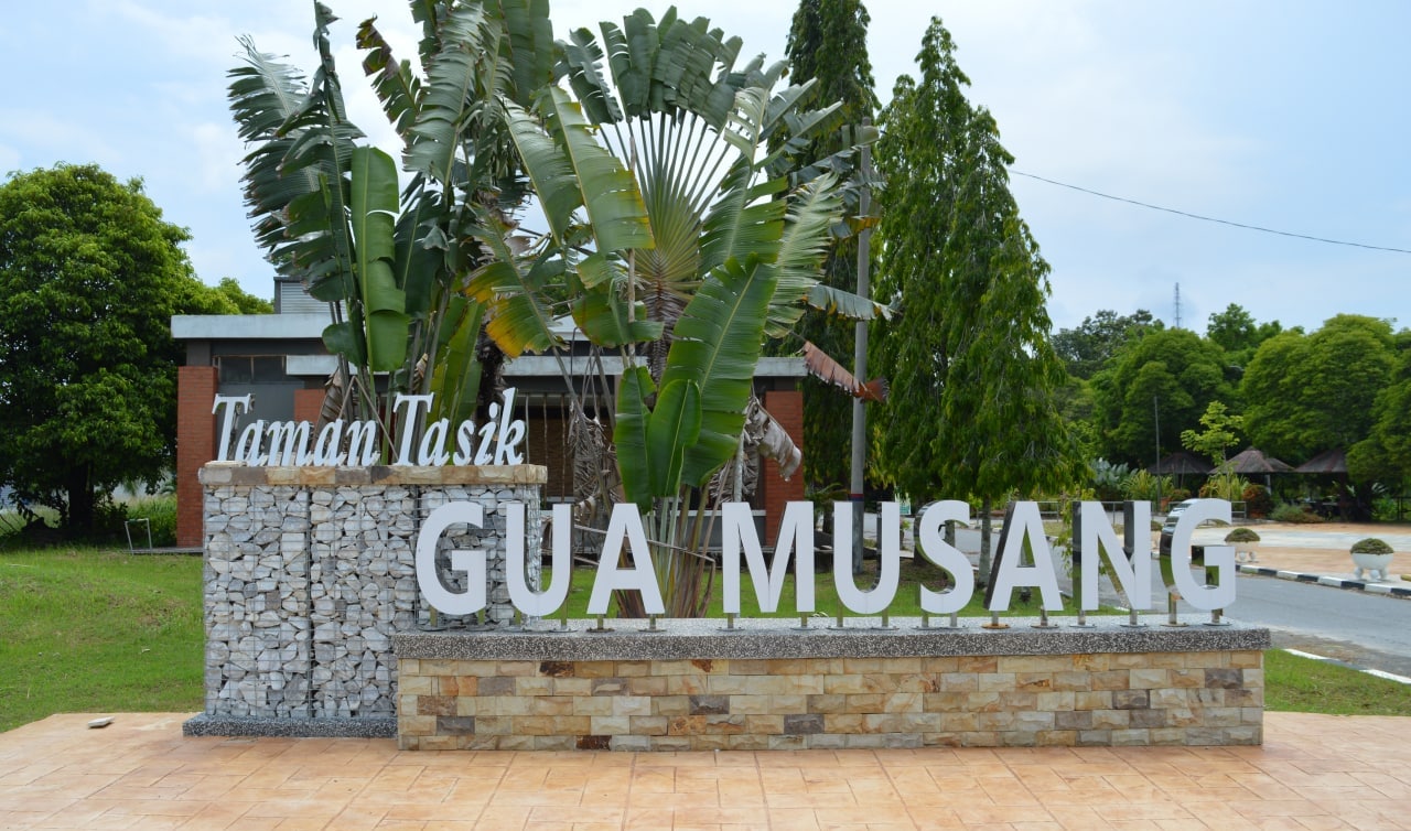 Taman Tasik Gua Musang