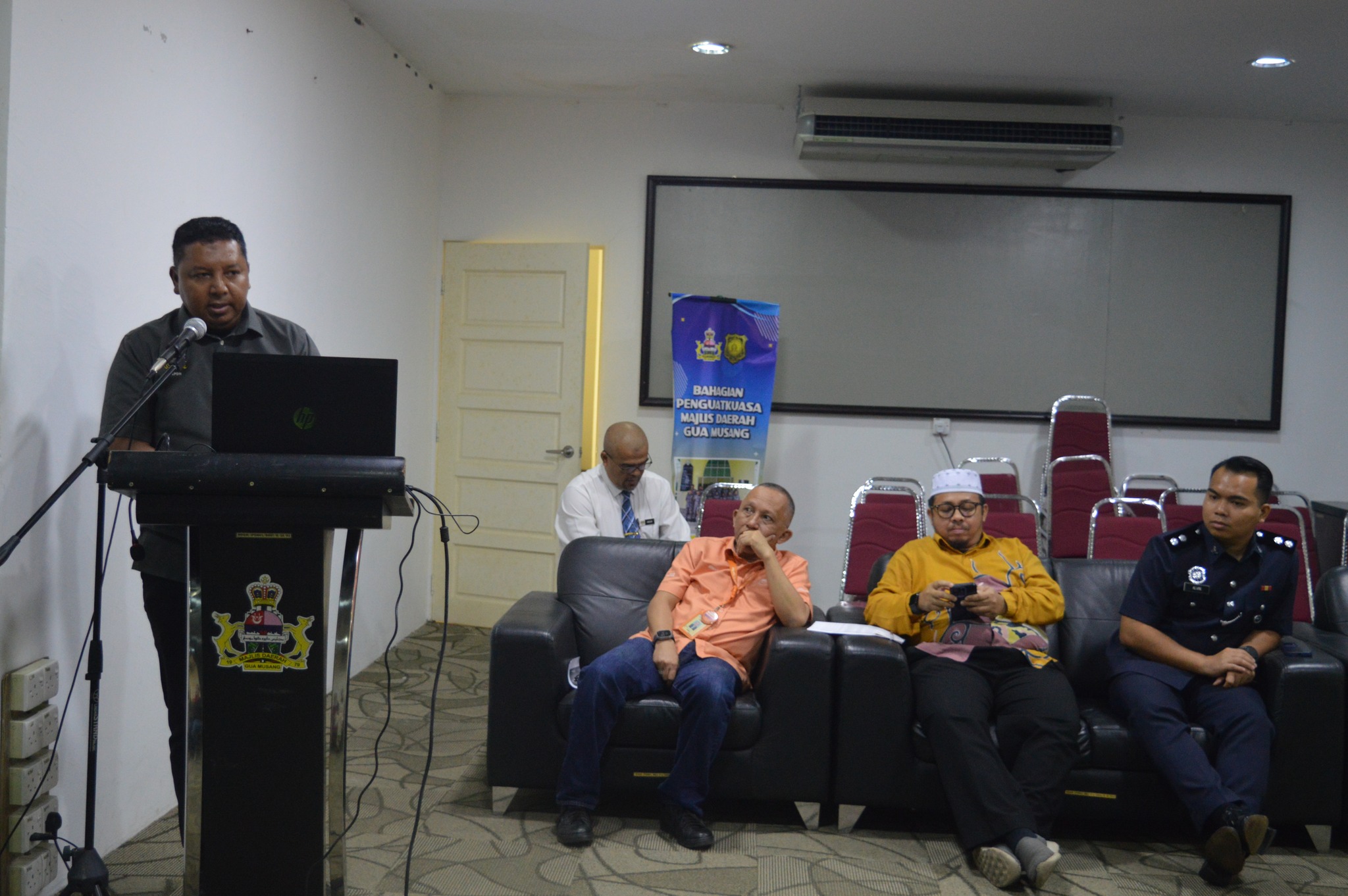 TAKLIMAT PENGURUSAN PENGUSAHA BAZAR RAMADAN GUA MUSANG 2026